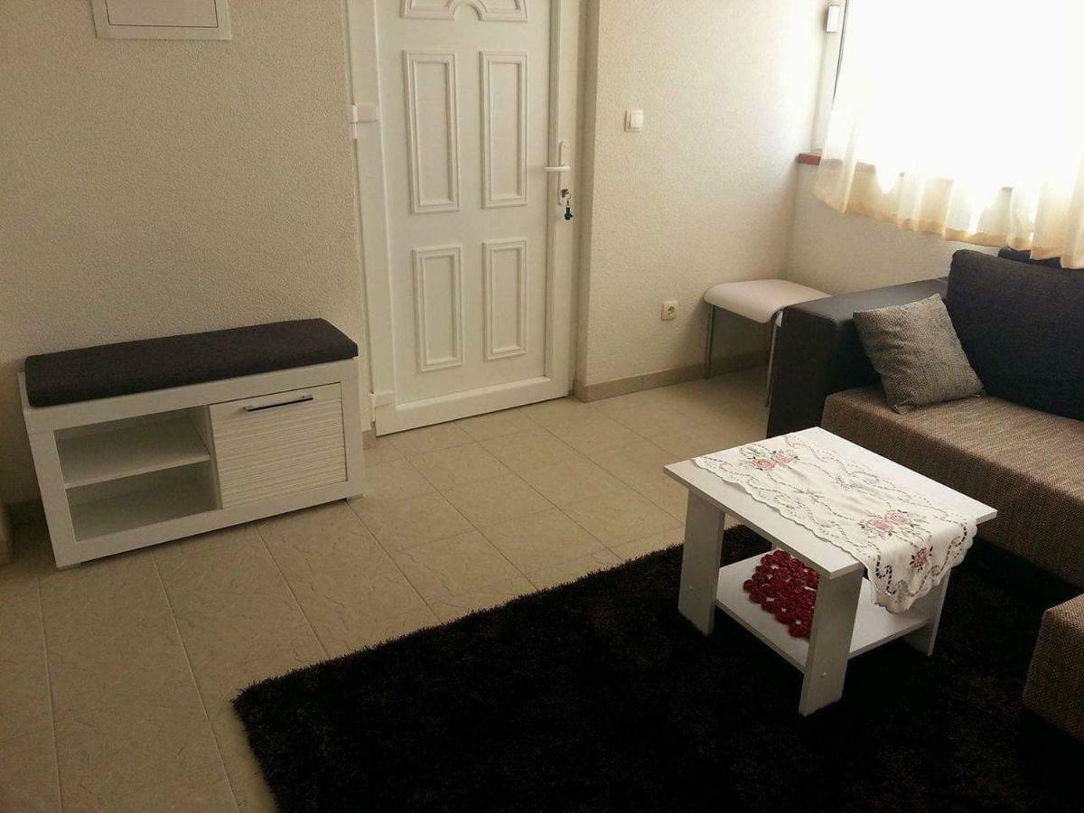 Kartini Apartment ニン エクステリア 写真